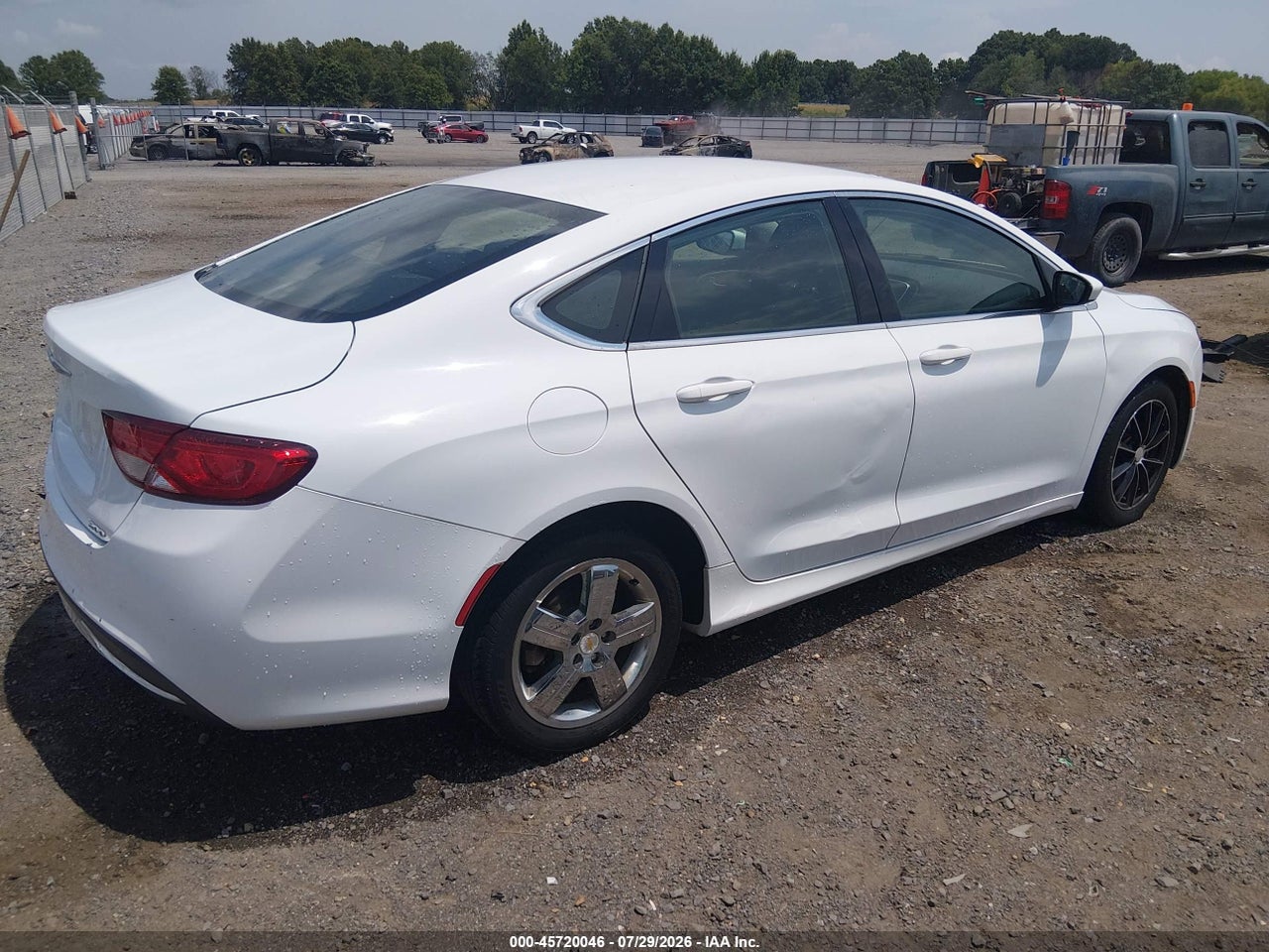 2016 CHRYSLER 200 LIMITED · 4/11