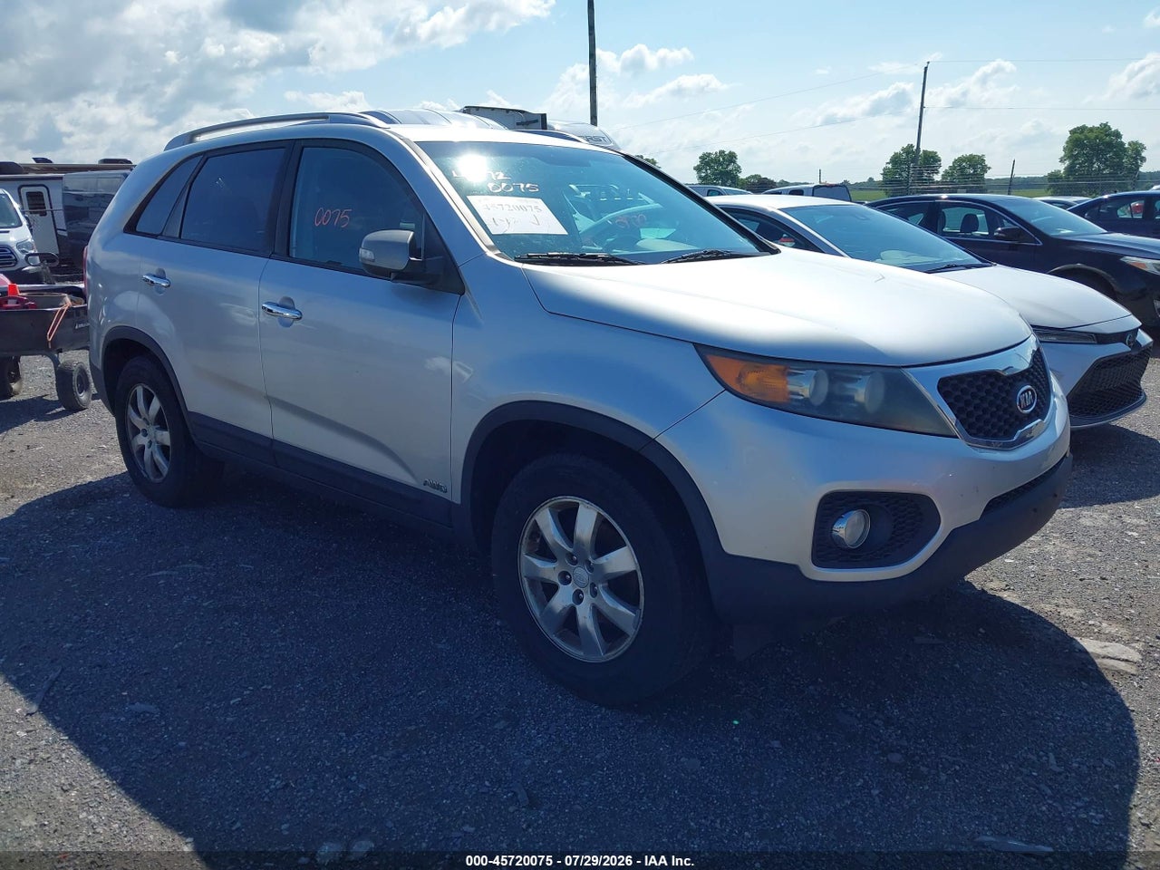 5XYKTDA17BG****** · 2011 KIA SORENTO LX