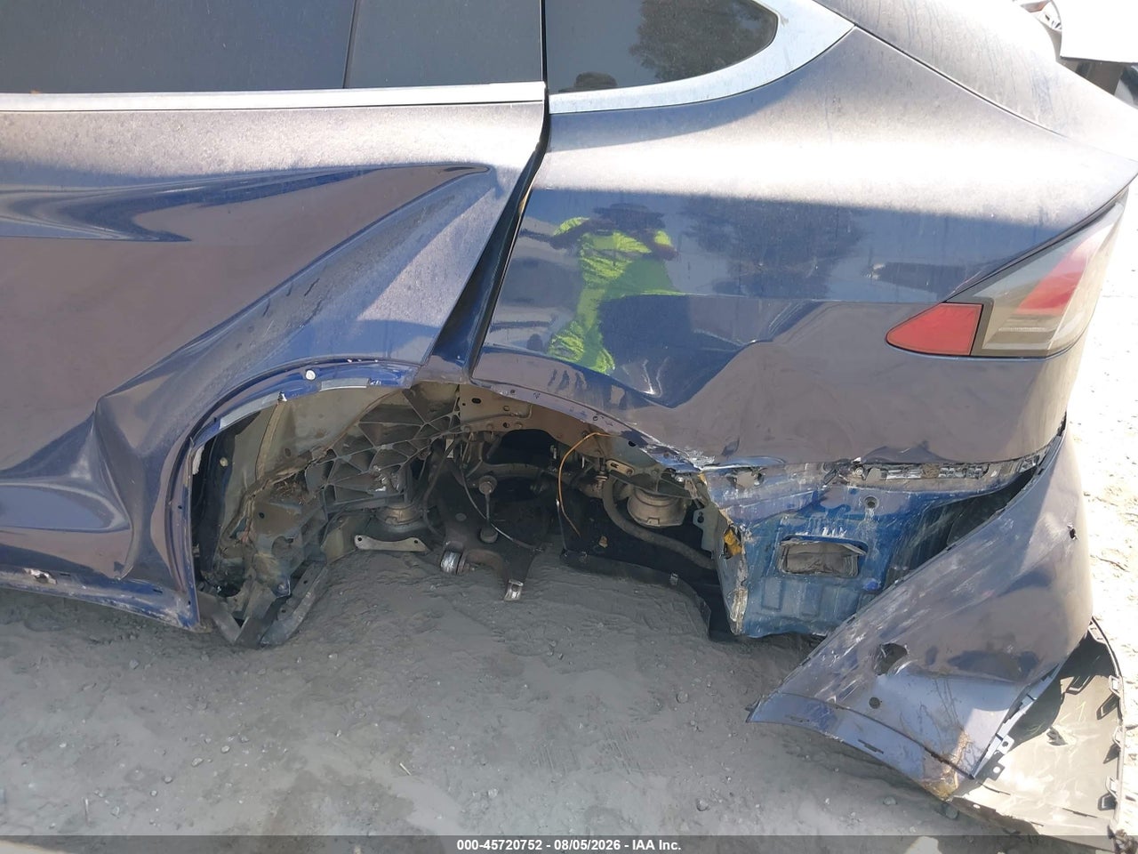 2016 TESLA MODEL X 60D/70D/75D/90D · 6/10