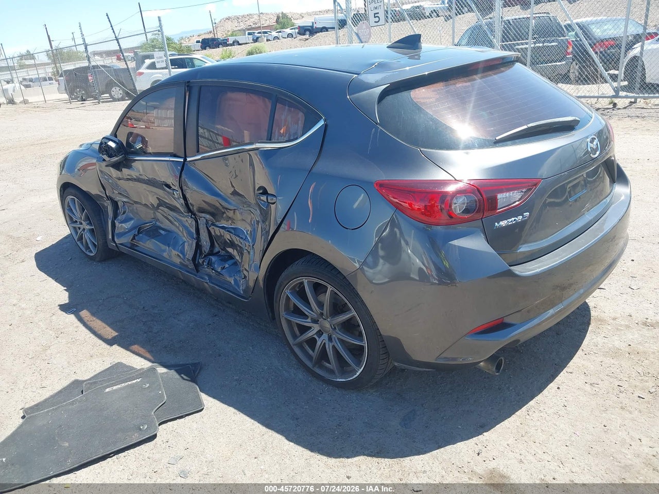 2017 MAZDA MAZDA3 GRAND TOURING · 3/11