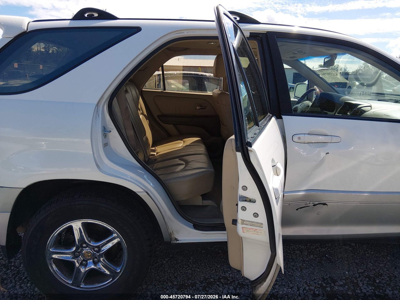 JTJHF10U420****** · 2002 LEXUS RX 300   · 8/11