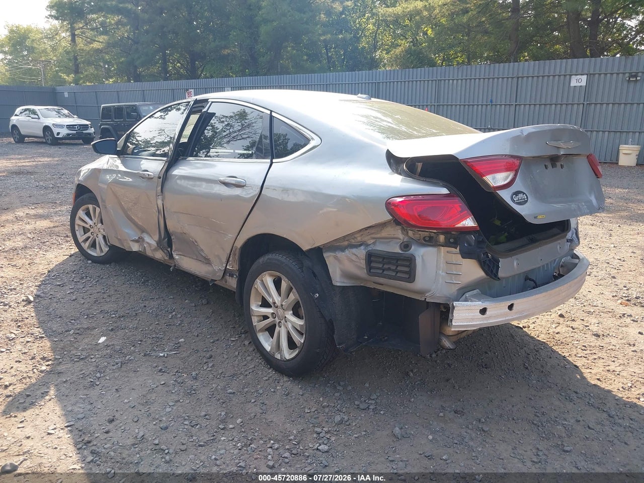 2016 CHRYSLER 200 LIMITED · 3/11