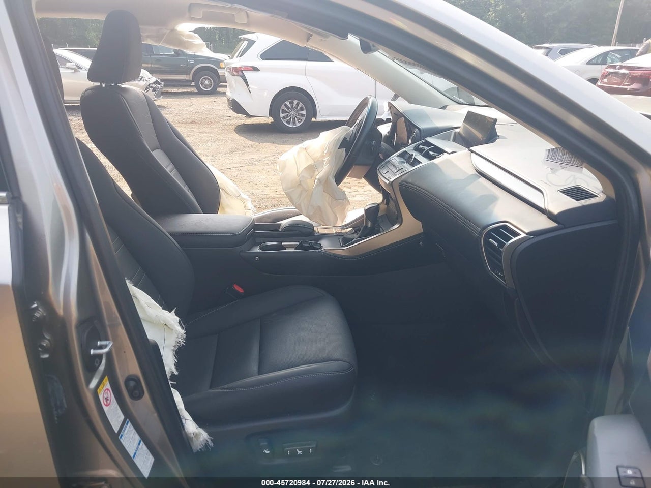 2017 LEXUS NX 300H · 5/10