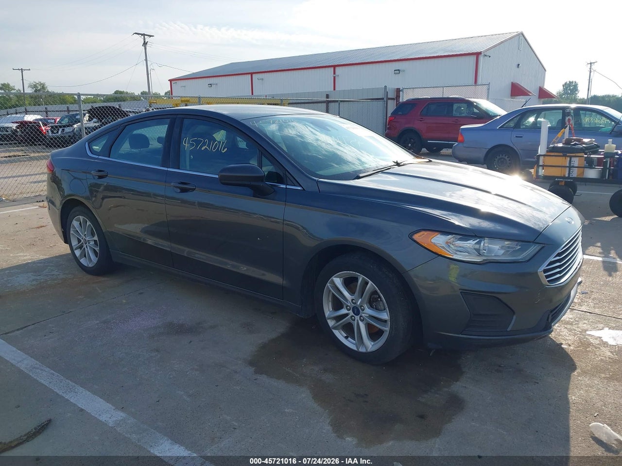 3FA6P0HD1KR****** · 2019 FORD FUSION SE