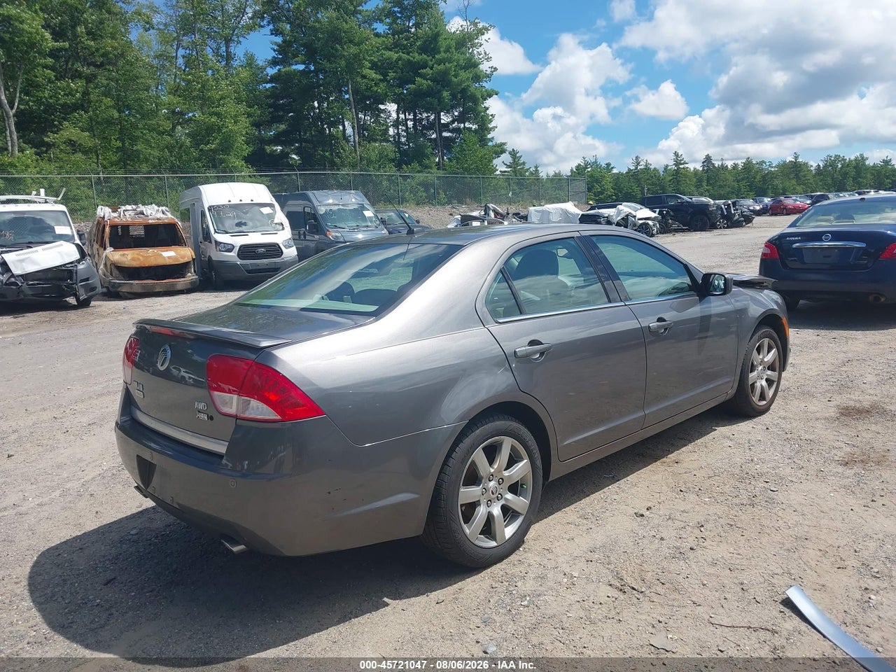 2010 MERCURY MILAN PREMIER · 4/11