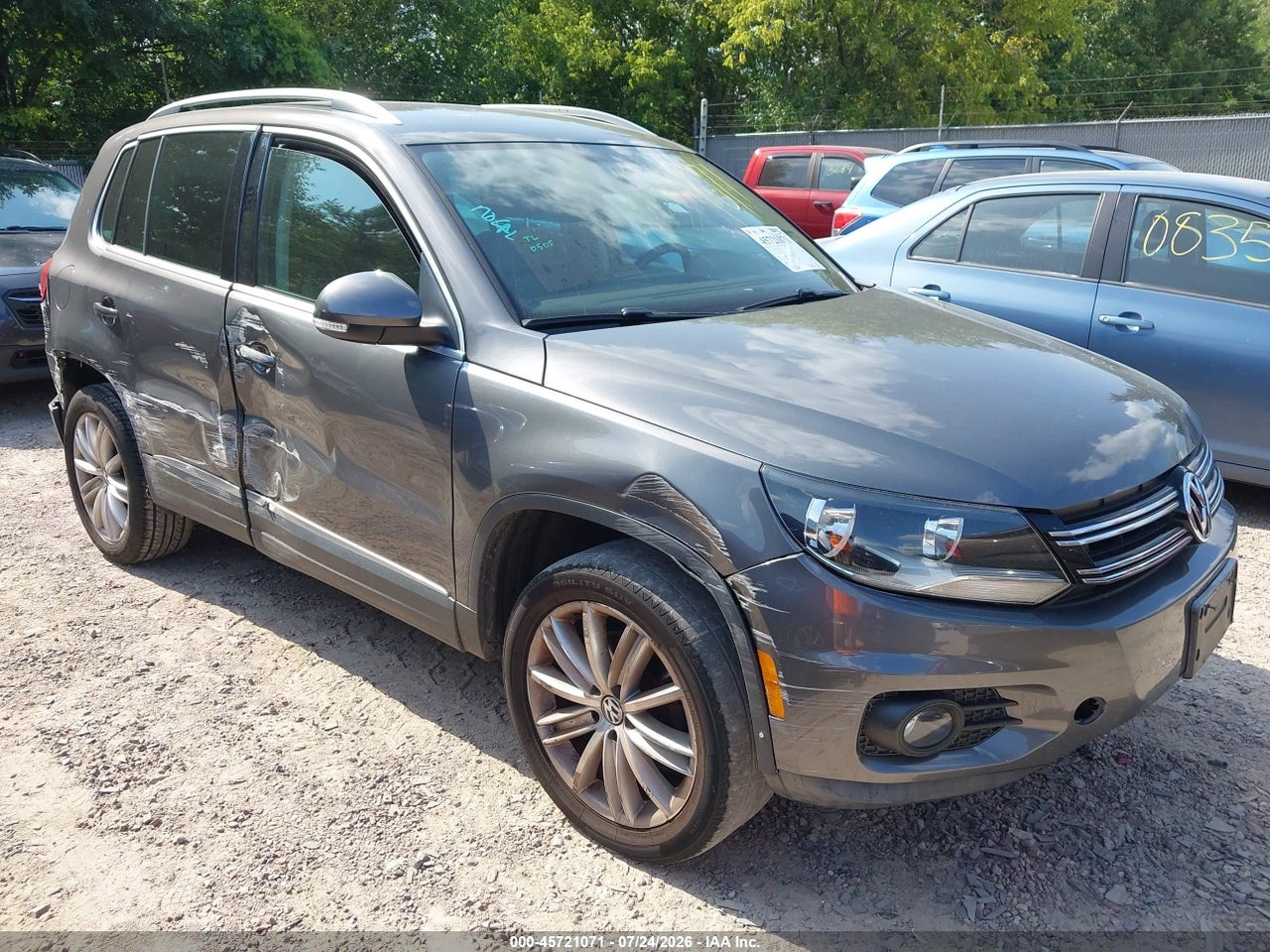 2012 VOLKSWAGEN TIGUAN SE