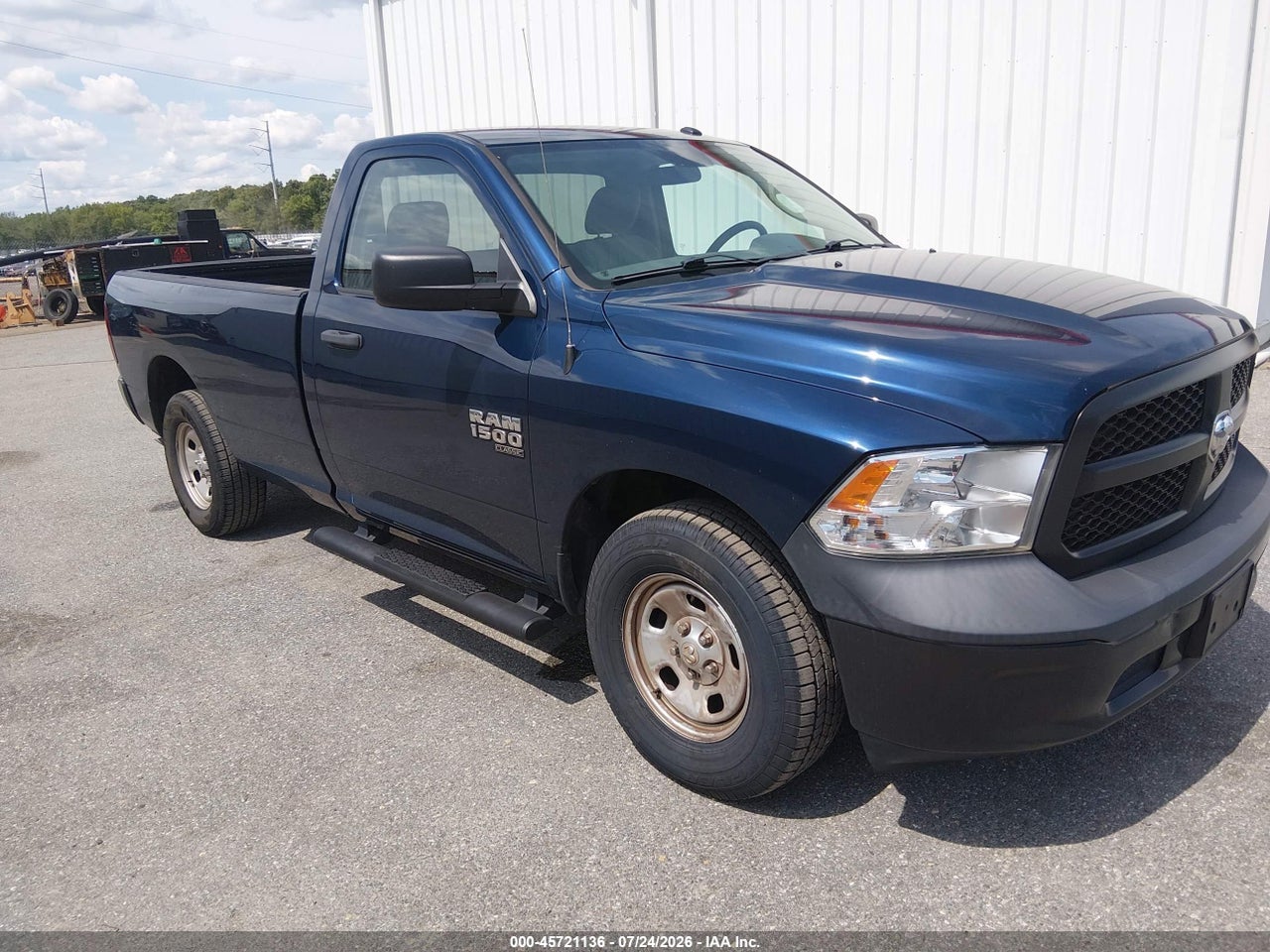 3C6JR6DG0KG****** · 2019 RAM 1500 CLASSIC TRADESMAN  4X2 8' BOX
