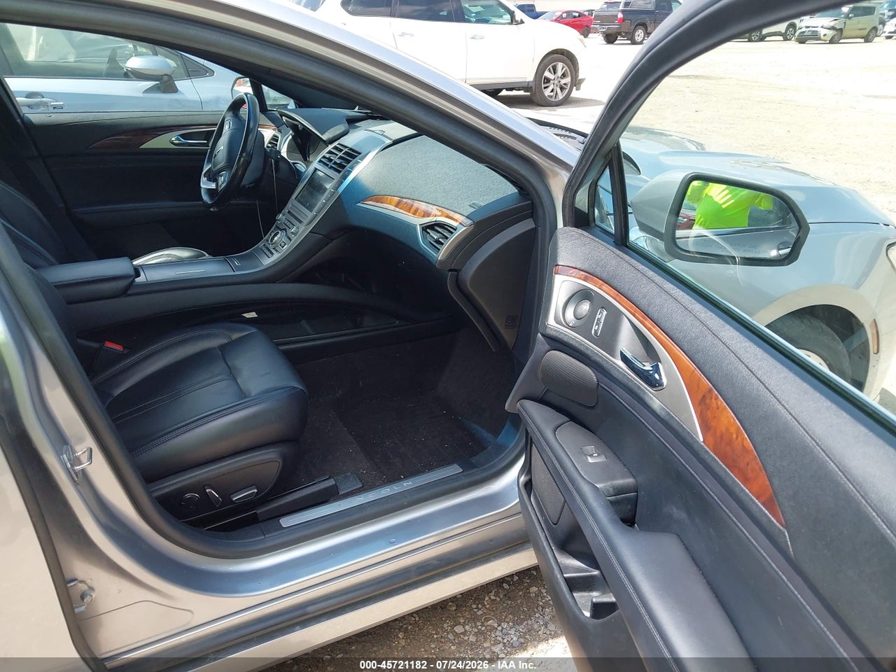 2020 LINCOLN MKZ RESERVE · 5/11