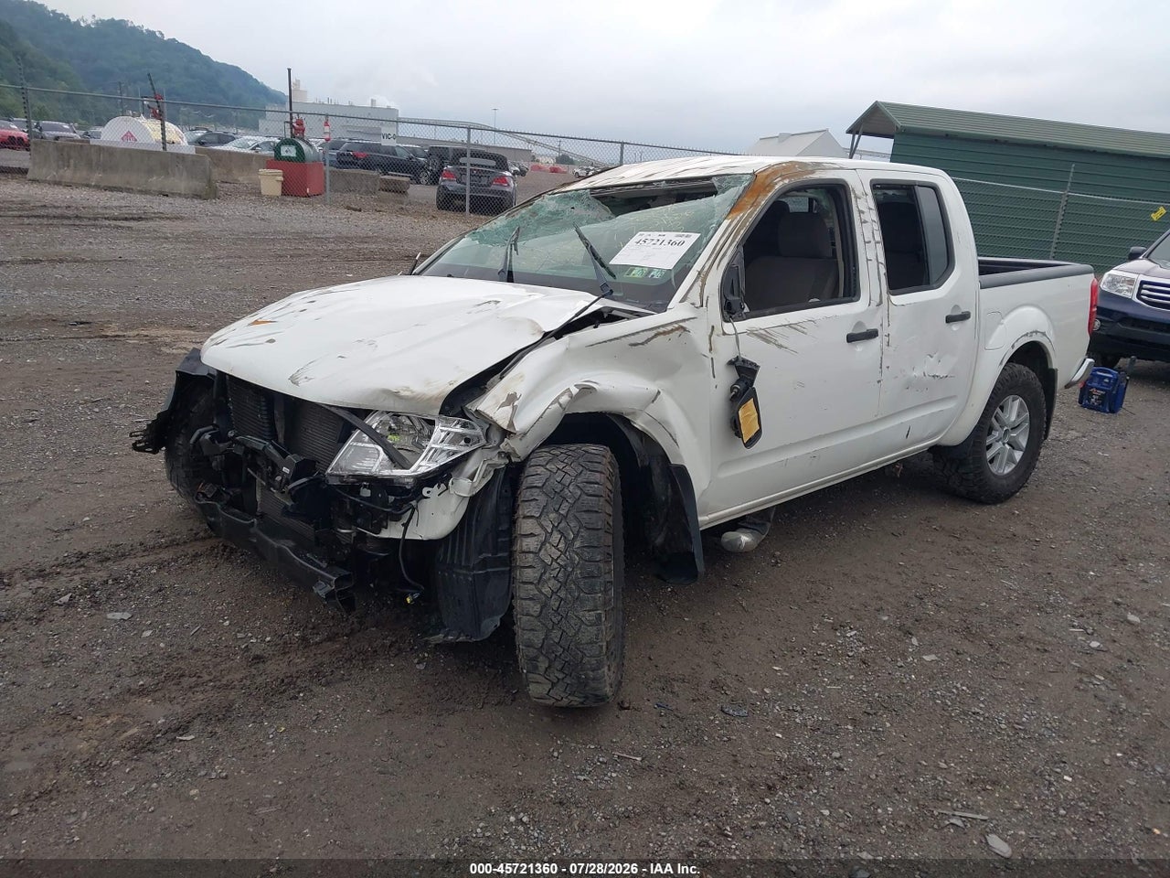 2019 NISSAN FRONTIER SV · 2/11