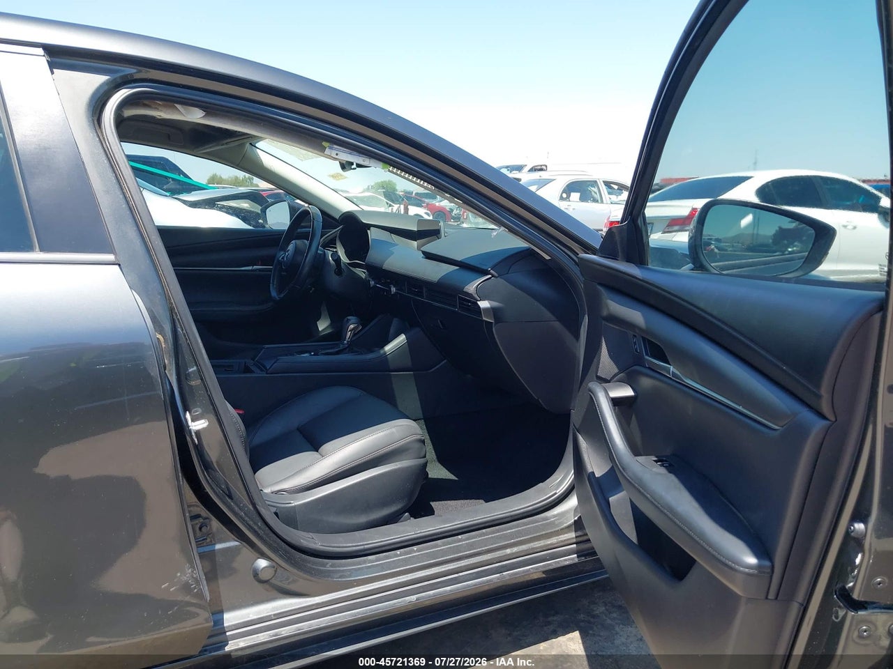 2023 MAZDA MAZDA3 2.5 S SELECT · 5/11