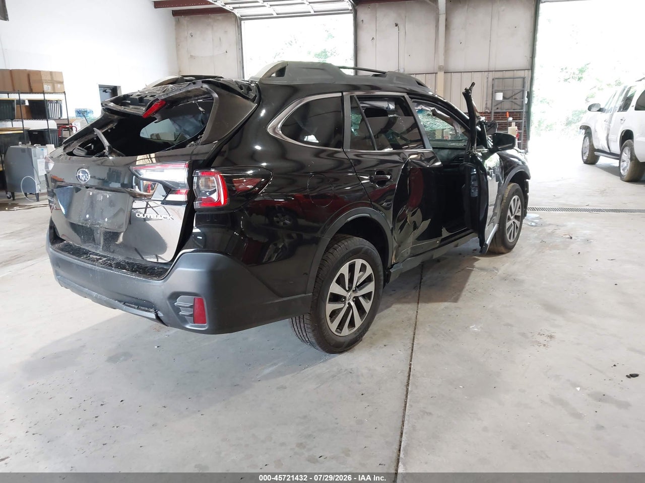 4S4BTADC9M3****** · 2021 SUBARU OUTBACK PREMIUM · 4/11