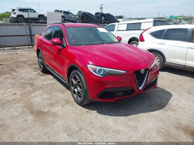 ZASFAKPN8J7****** · 2018 ALFA ROMEO STELVIO SPORT AWD