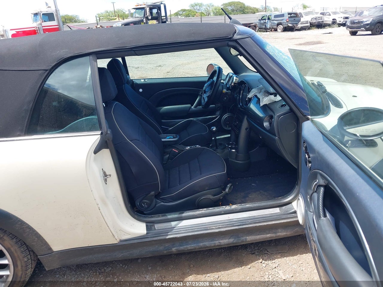 2006 MINI COOPER S · 5/11