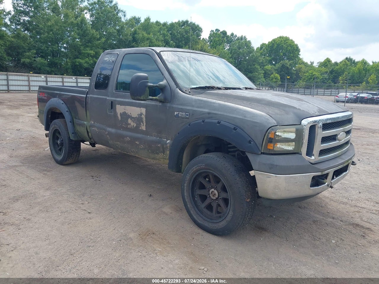 1FTSX21P65E****** · 2005 FORD F-250 LARIAT/XL/XLT