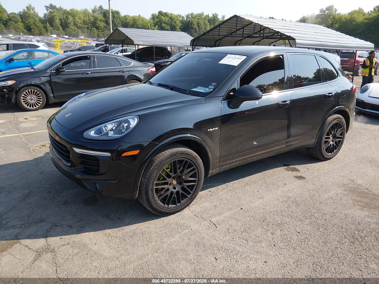2017 PORSCHE CAYENNE E-HYBRID S PLATINUM EDITION · 2/11