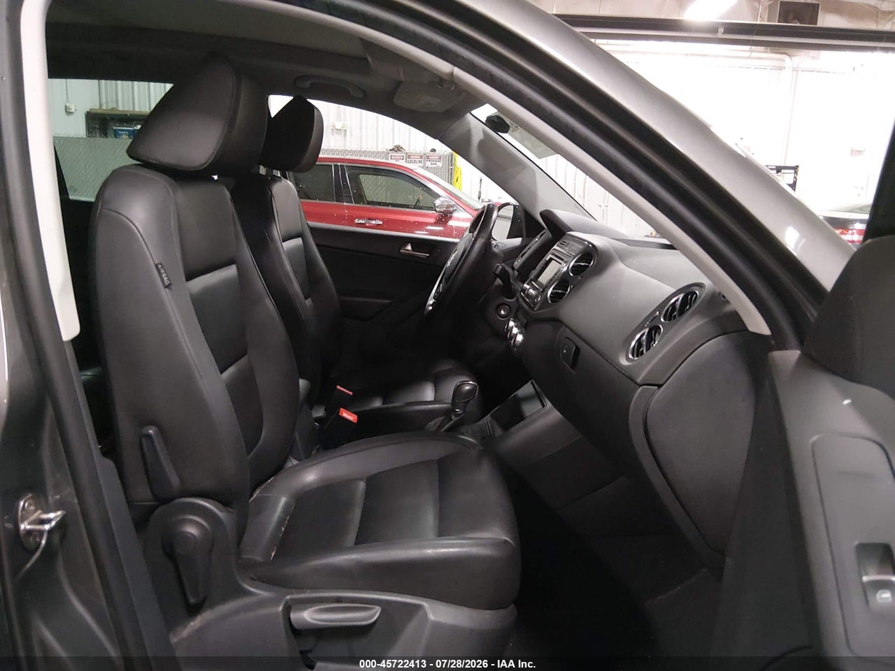 2013 VOLKSWAGEN TIGUAN SE · 5/10