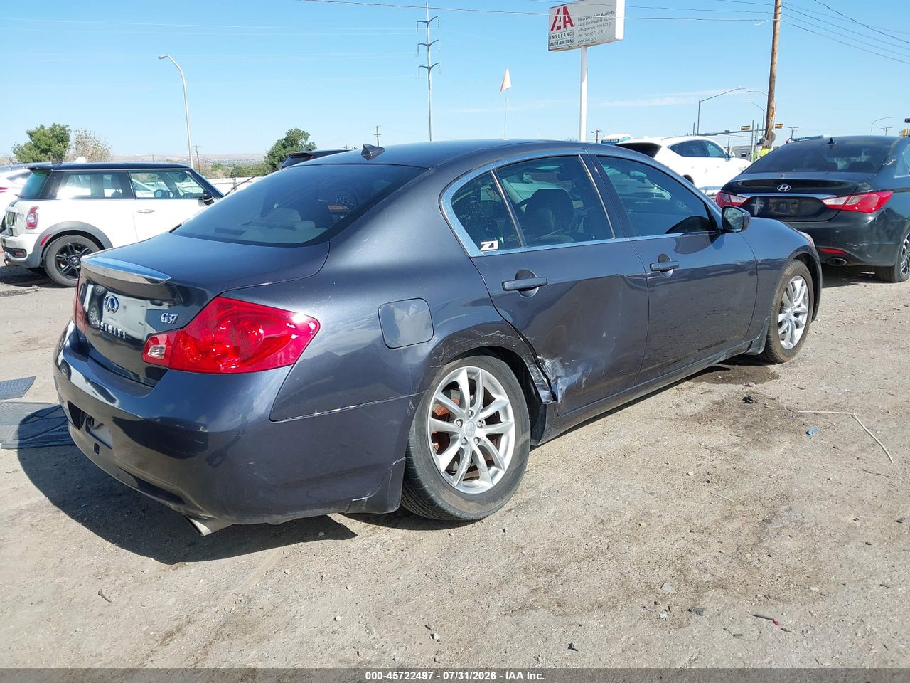 2009 INFINITI G37 JOURNEY · 4/11