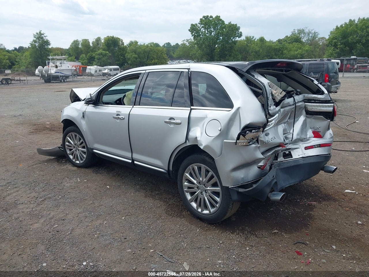 2LMDJ8JK7DB****** · 2013 LINCOLN MKX   · 3/11