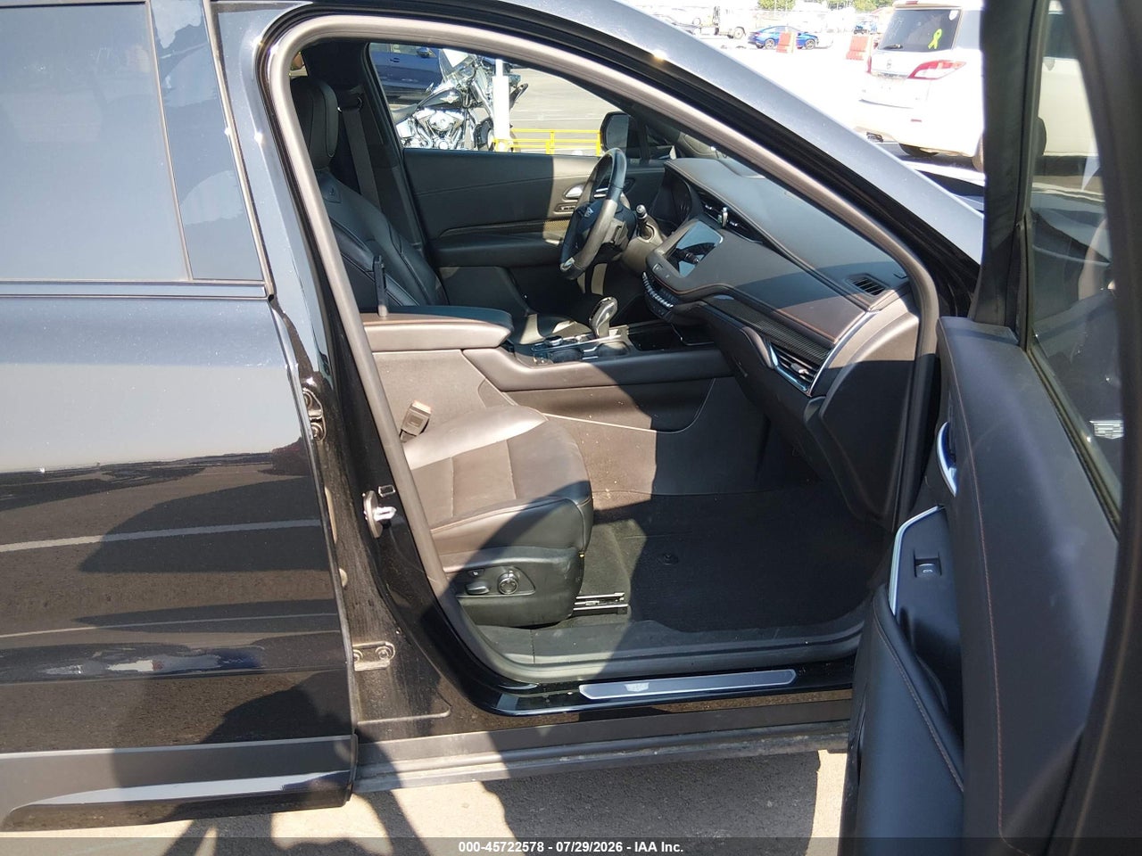2019 CADILLAC XT4 SPORT · 5/11