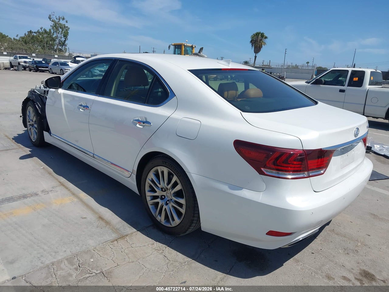 2014 LEXUS LS 460 · 3/11