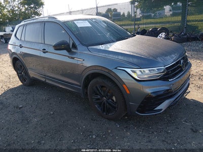 2022 VOLKSWAGEN TIGUAN 2.0T SE R-LINE BLACK