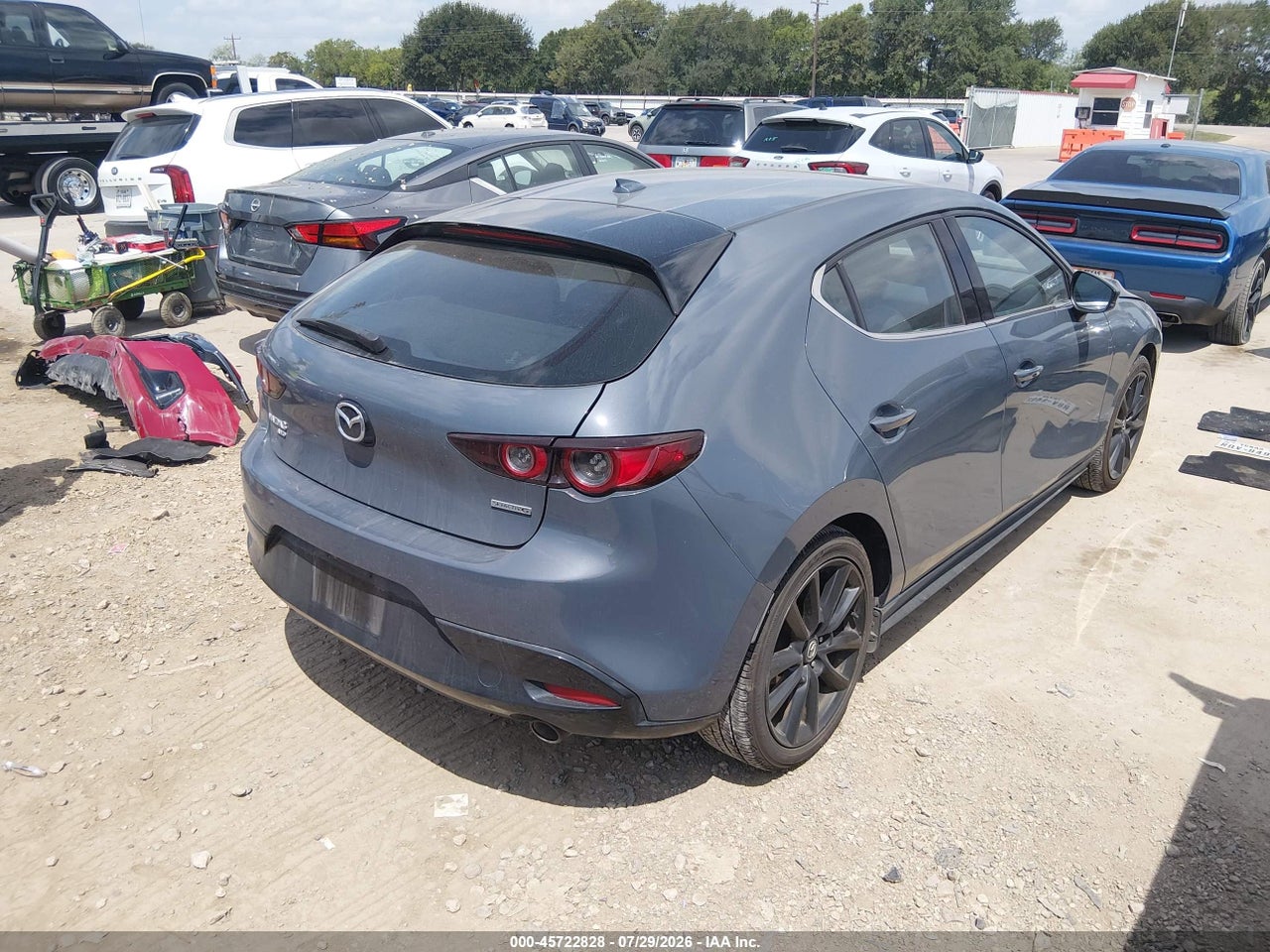 2020 MAZDA MAZDA3 PREMIUM PACKAGE · 4/11