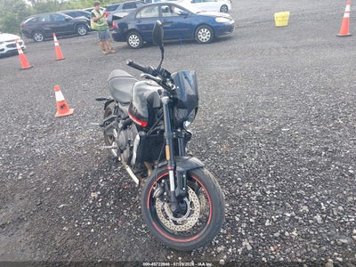 2022 TRIUMPH MOTORCYCLE TRIDENT 660