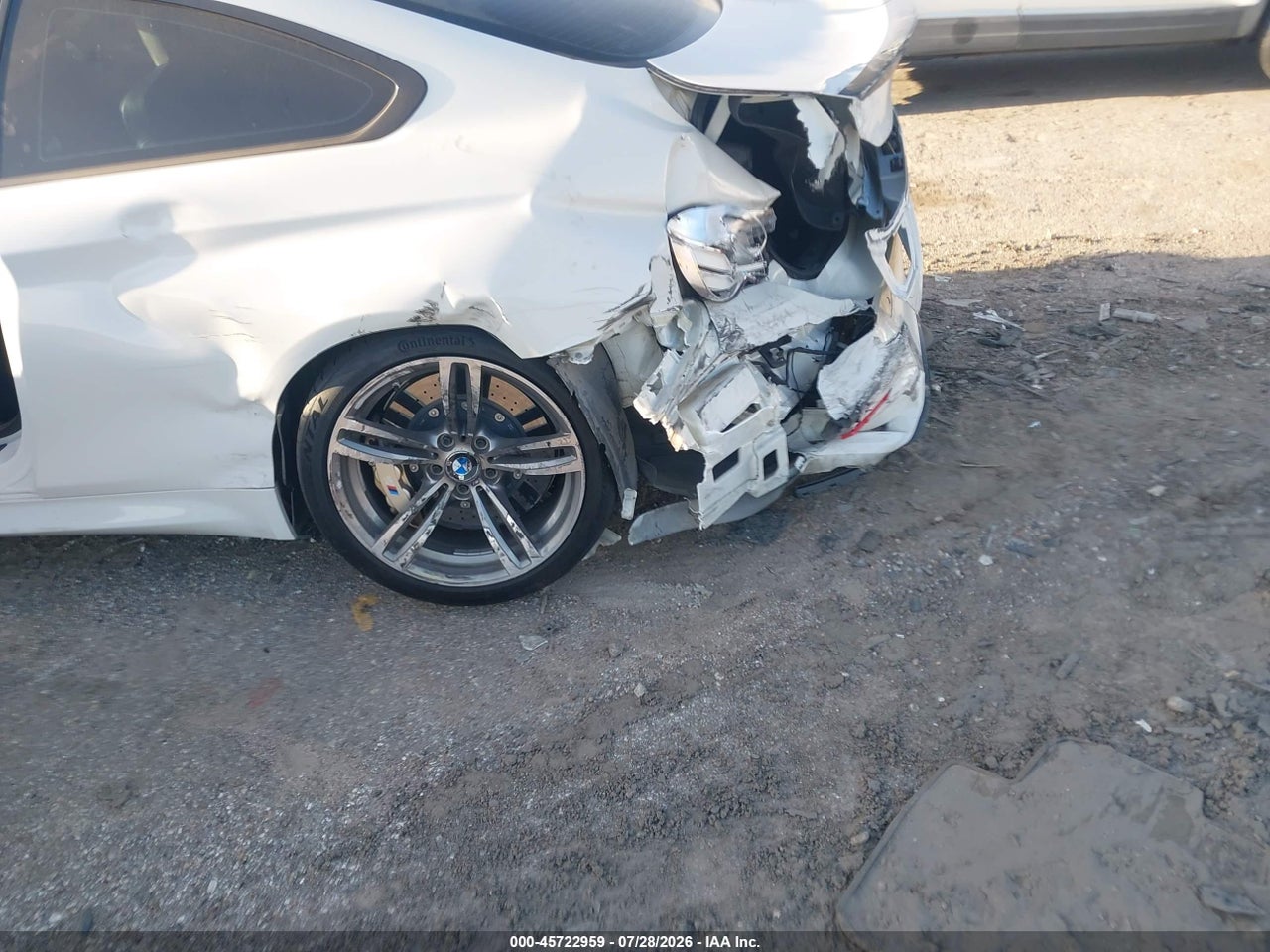 2016 BMW M4 · 6/11