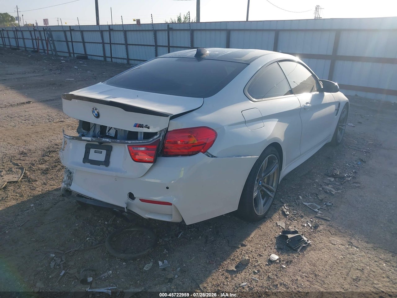 2016 BMW M4 · 4/11