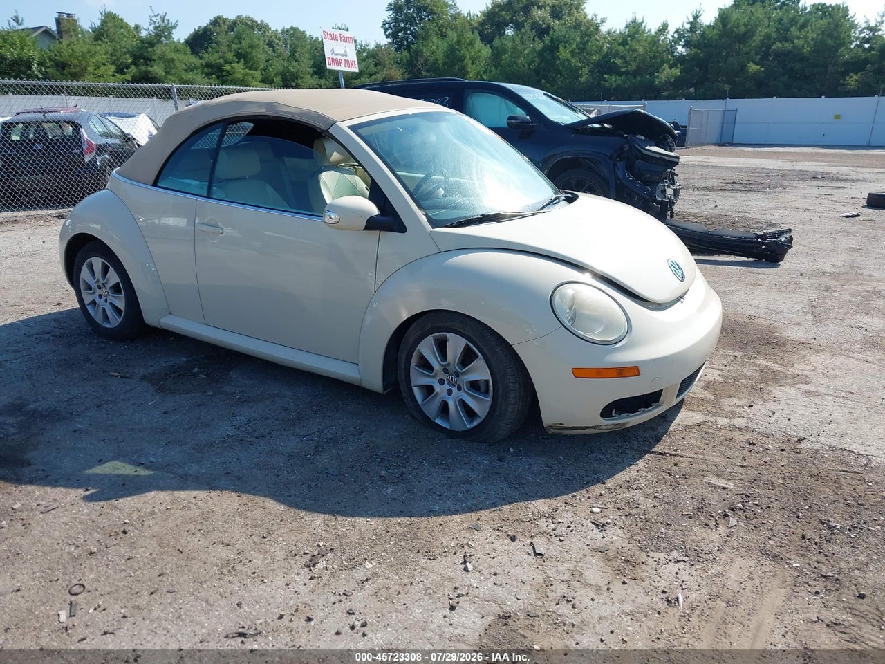 3VWPF31Y88M****** · 2008 VOLKSWAGEN NEW BEETLE S