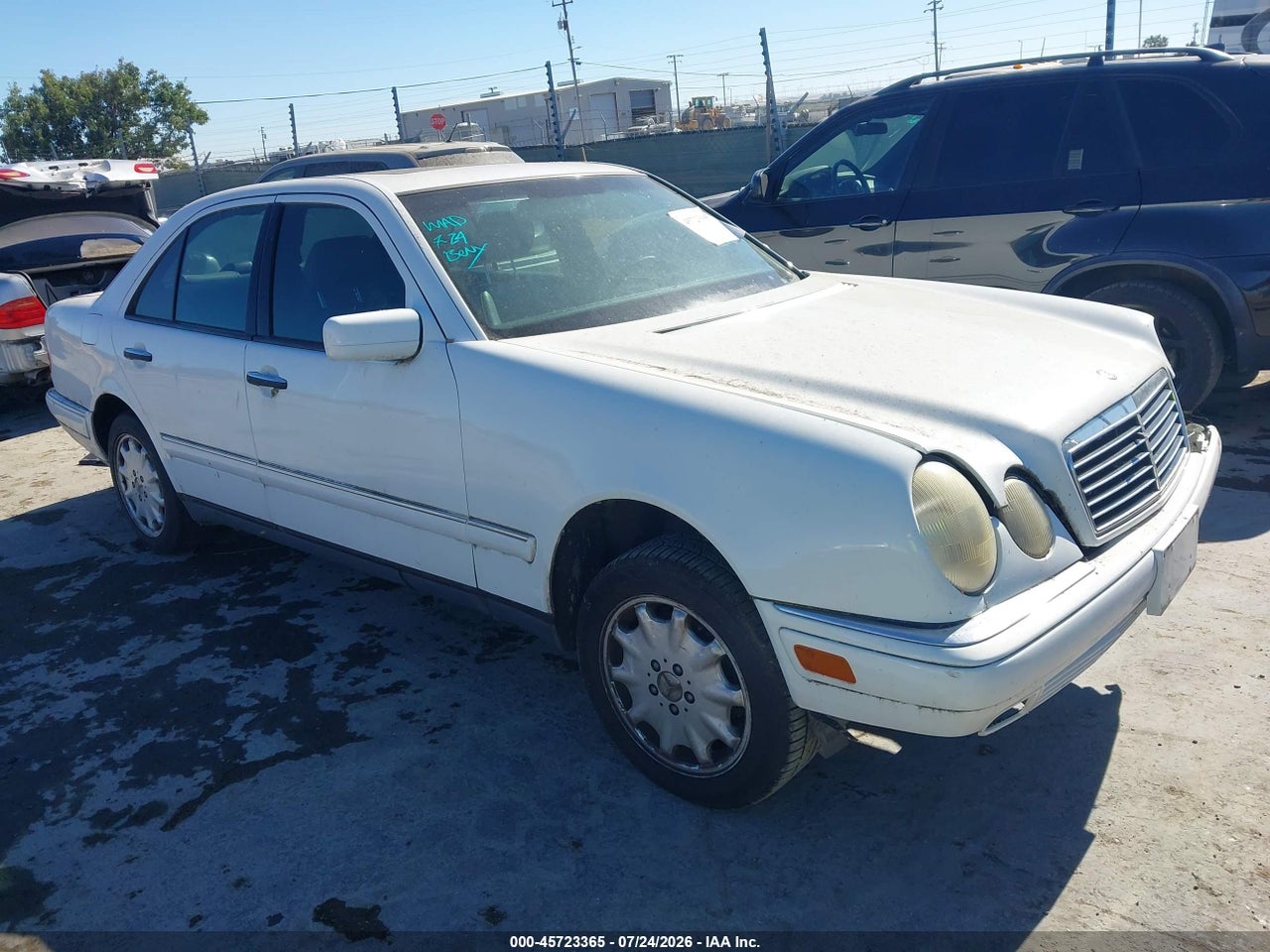 WDBJF65F6WA****** · 1998 MERCEDES-BENZ E 320