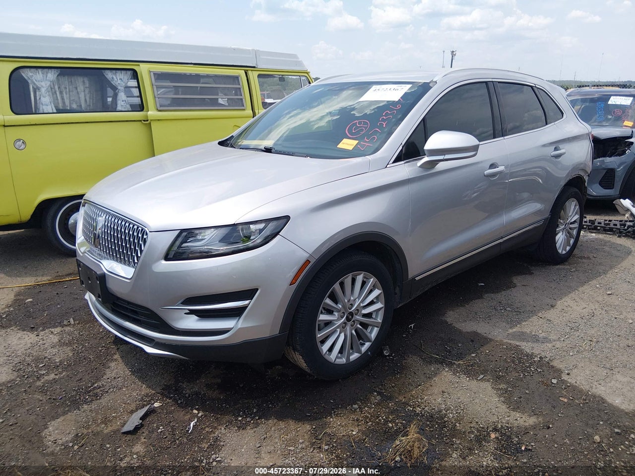 2019 LINCOLN MKC STANDARD · 2/11