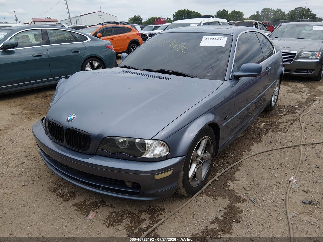 2002 BMW 325CI · 2/11