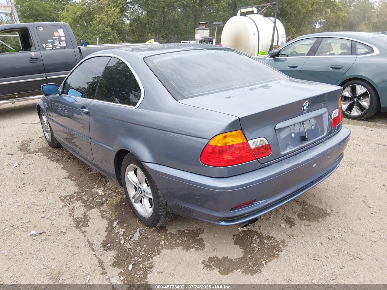 2002 BMW 325CI · 3/11