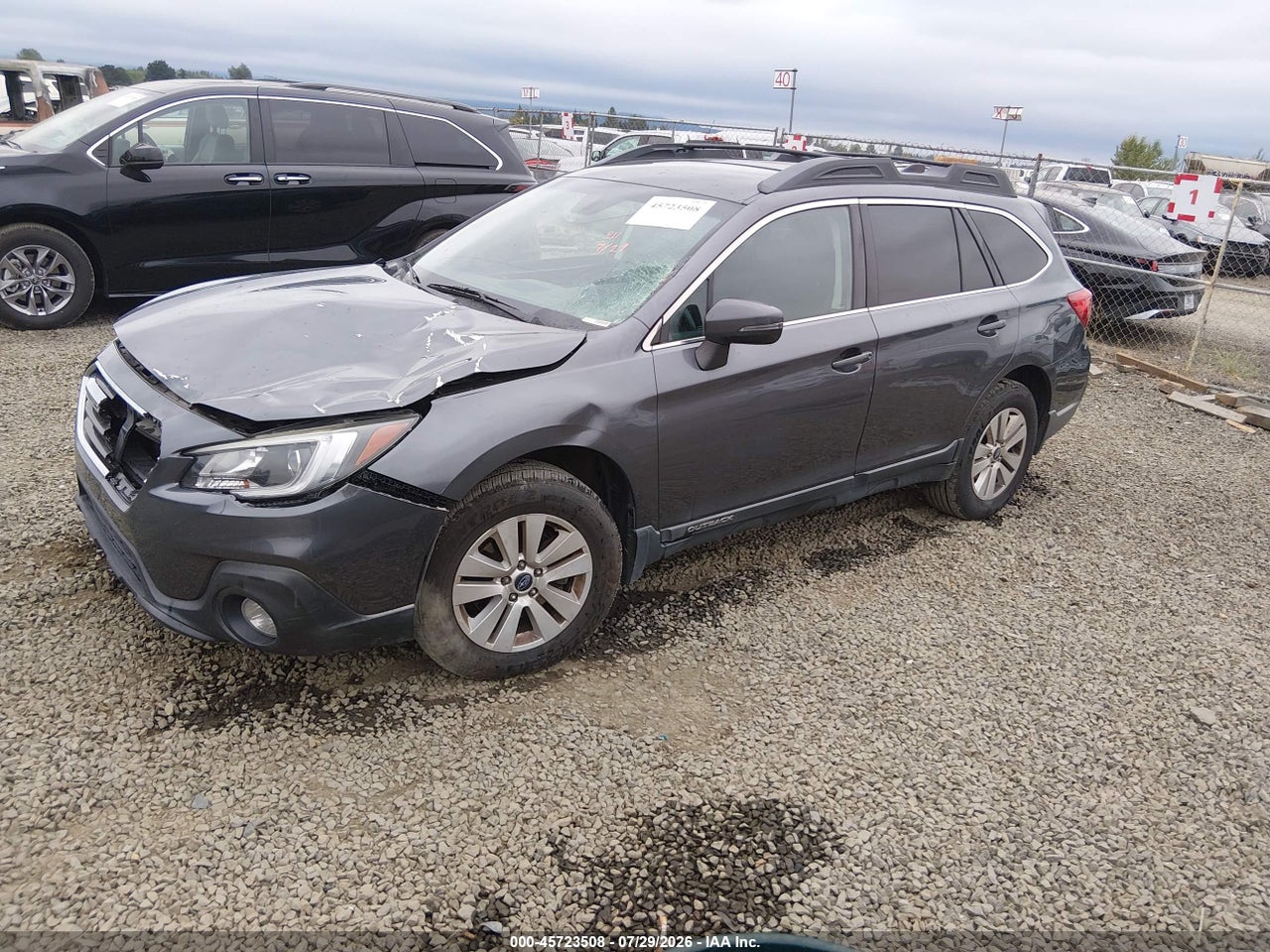 4S4BSAFC9J3****** · 2018 SUBARU OUTBACK 2.5I PREMIUM · 2/11