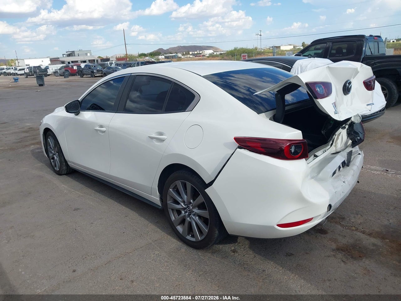 2023 MAZDA MAZDA3 2.5 S SELECT · 3/10