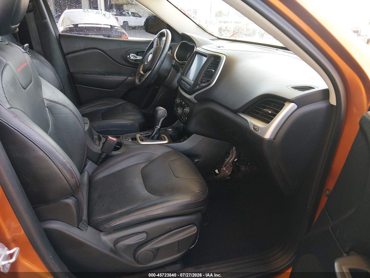 1C4PJMBS1FW****** · 2015 JEEP CHEROKEE TRAILHAWK · 5/11