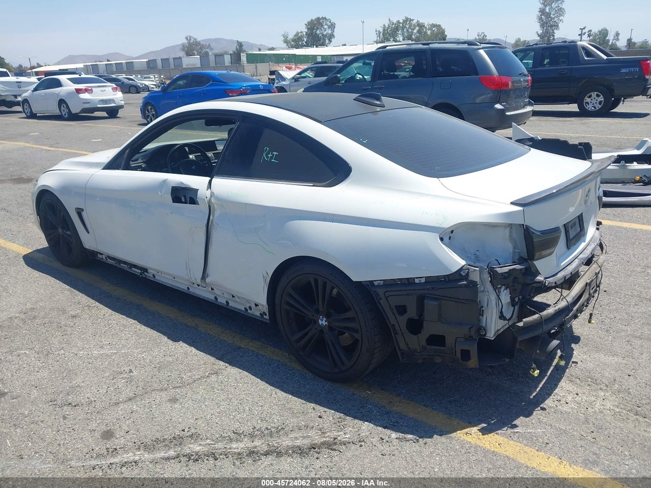 WBA3R1C50GK****** · 2016 BMW 435I   · 3/11