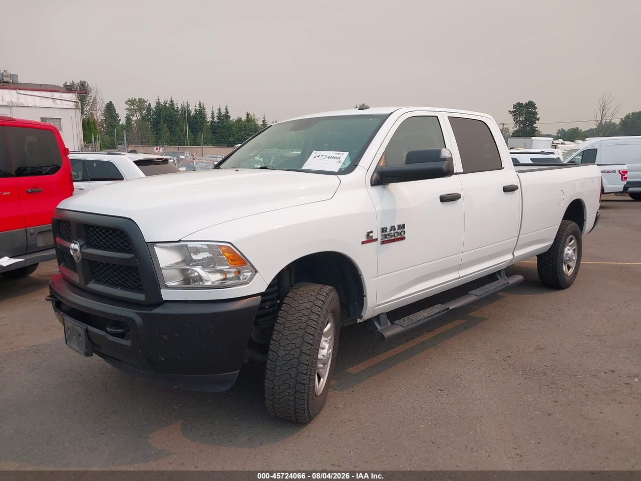 2018 RAM 3500 TRADESMAN  4X4 8' BOX · 2/11