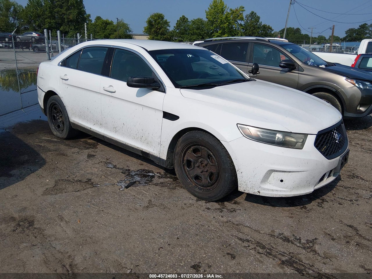 1FAHP2L88FG****** · 2015 FORD POLICE INTERCEPTOR