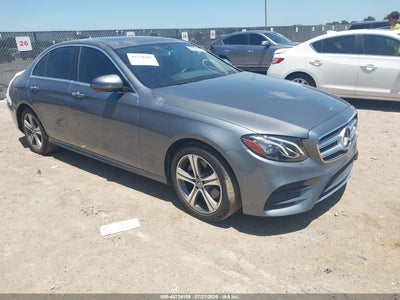 WDDZF4JB4JA****** · 2018 MERCEDES-BENZ E 300