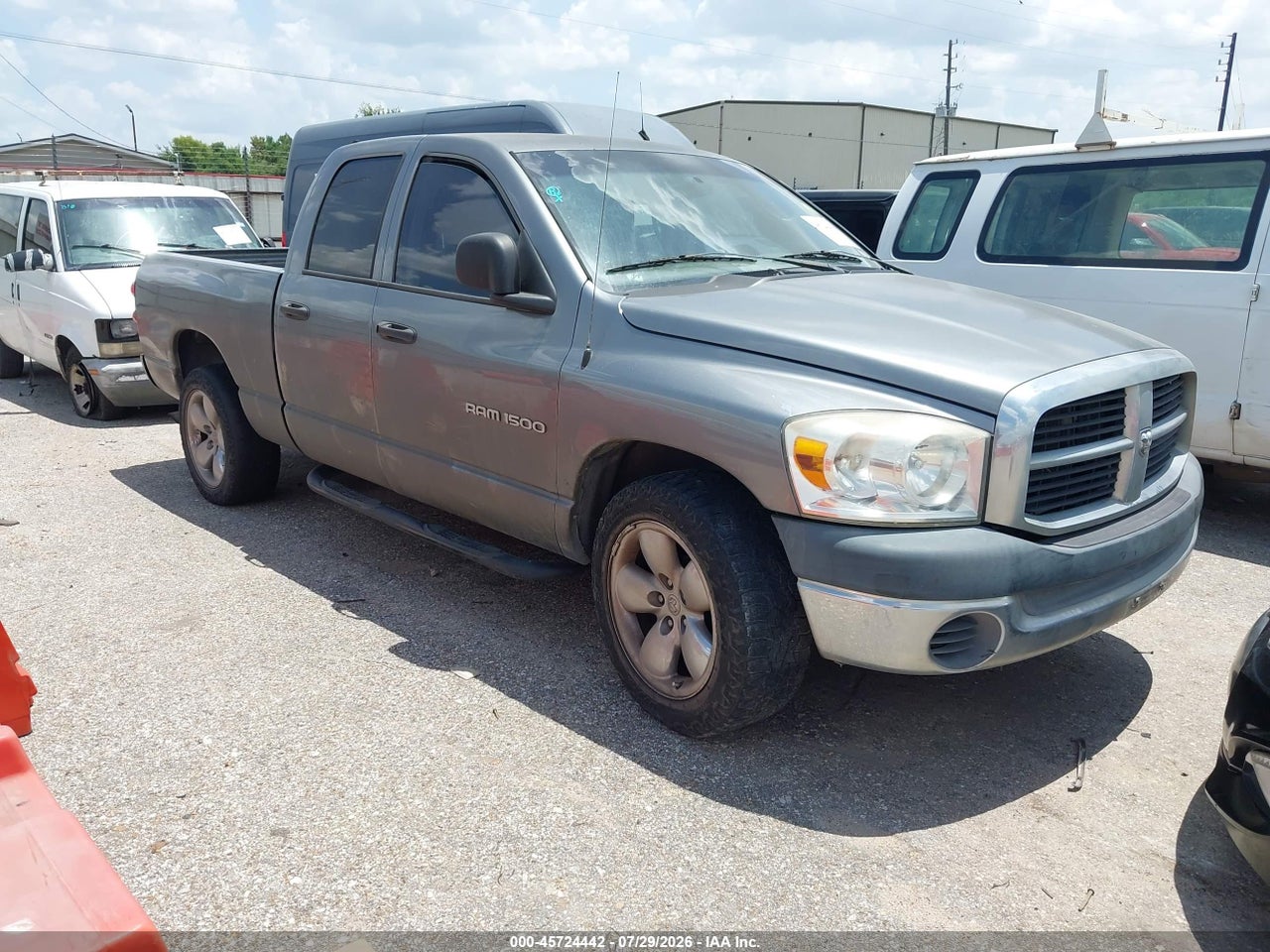 1D7HA18P77J****** · 2007 DODGE RAM 1500 ST