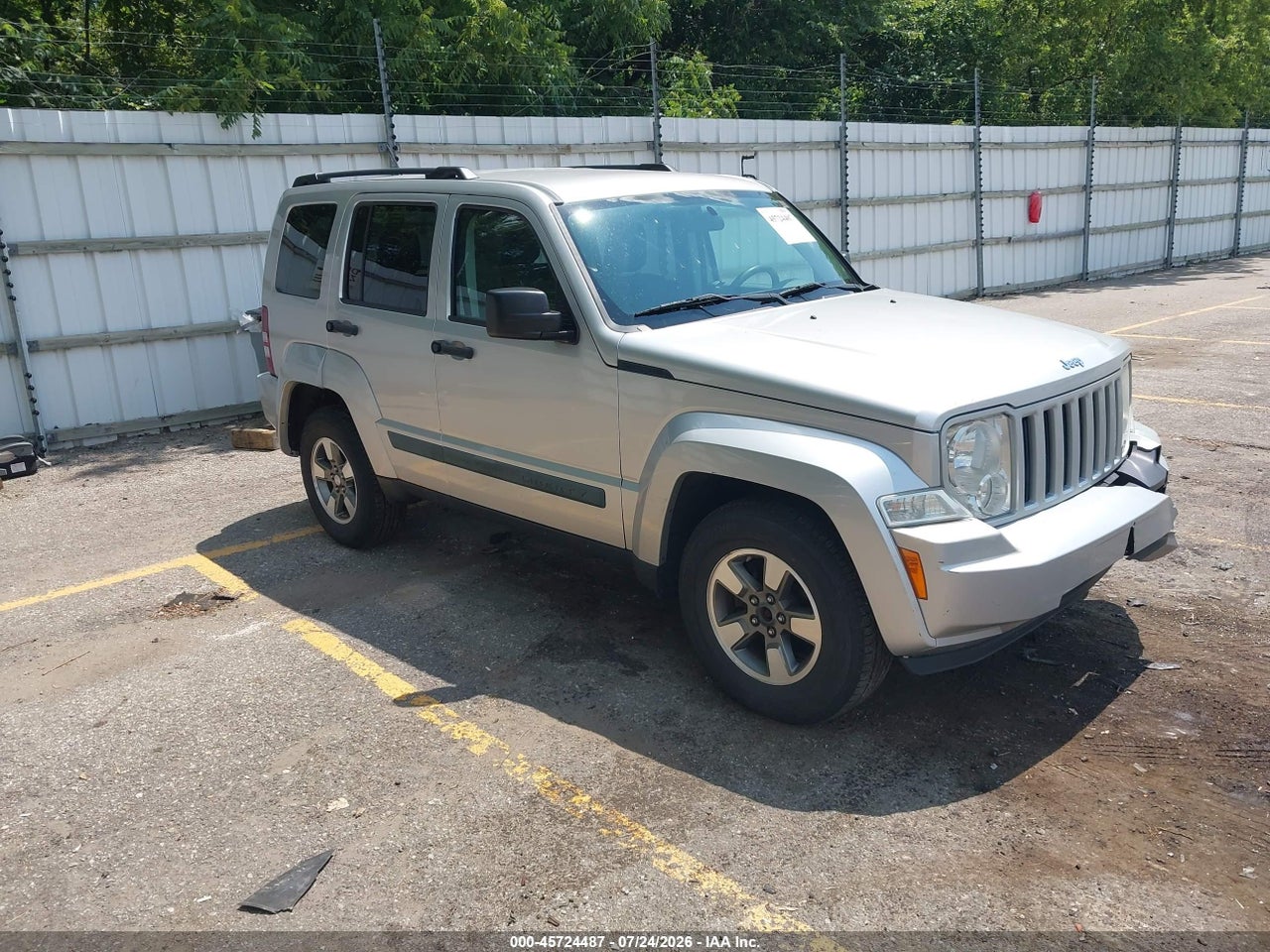 1J8GN28K58W****** · 2008 JEEP LIBERTY SPORT