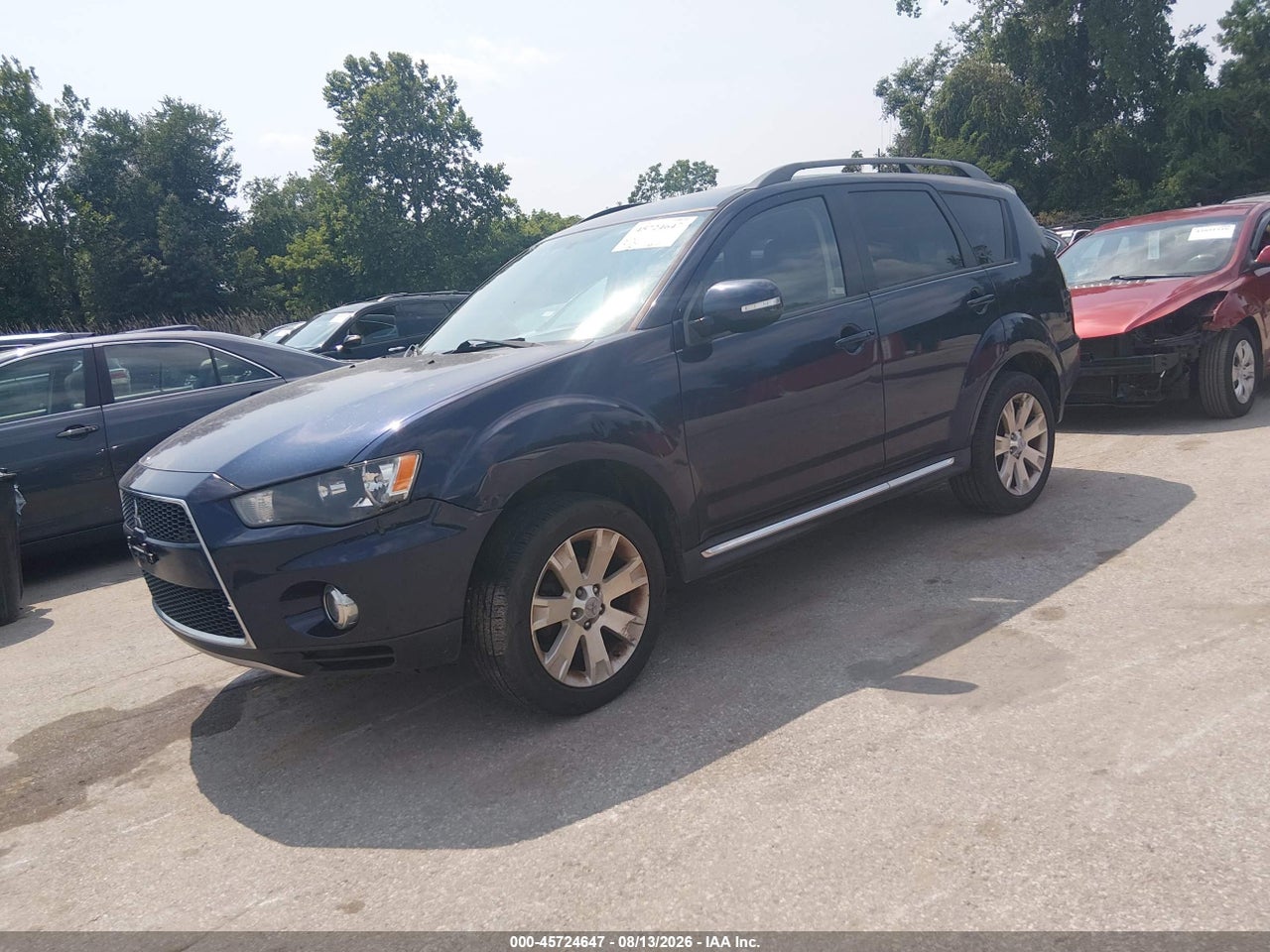 2013 MITSUBISHI OUTLANDER SE · 2/11