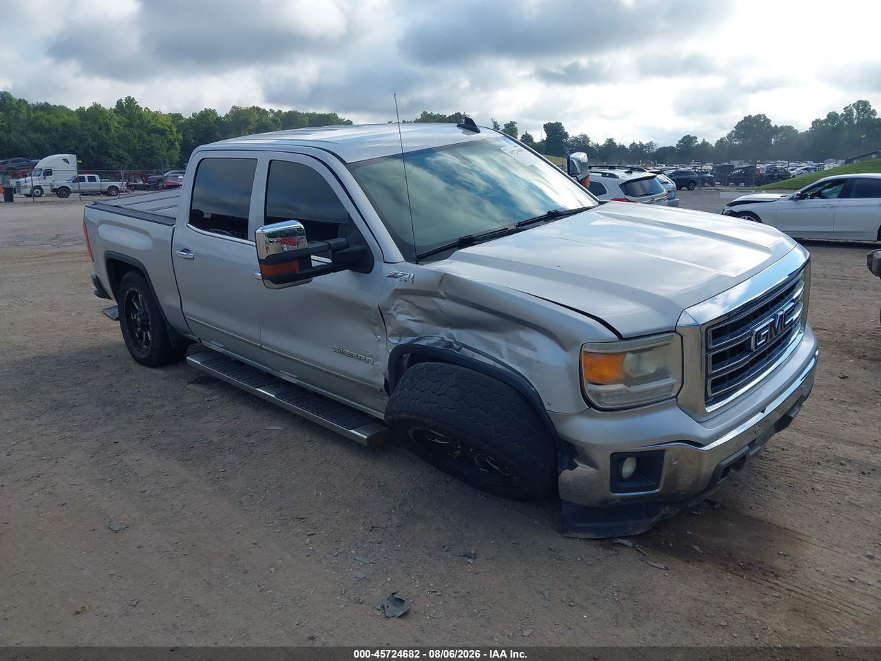 3GTU2VEC9FG****** · 2015 GMC SIERRA 1500 SLT
