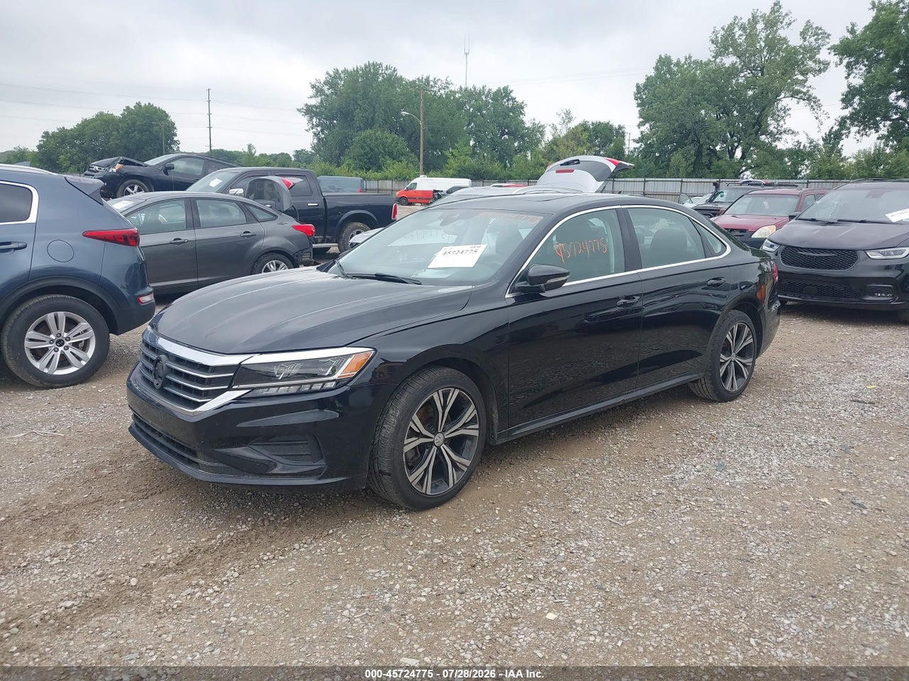 2021 VOLKSWAGEN PASSAT 2.0T SE · 2/11