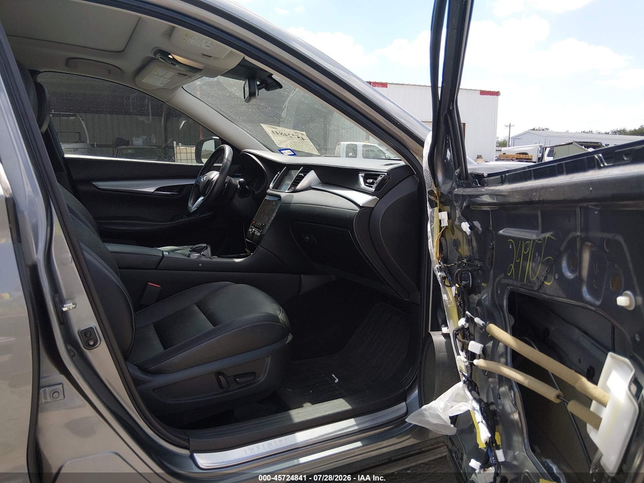 2019 INFINITI QX50 LUXE · 5/11