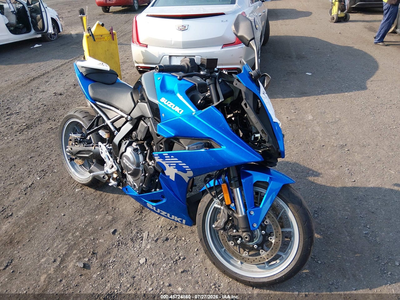 JS1EM13B5R7****** · 2024 SUZUKI GSX800 F