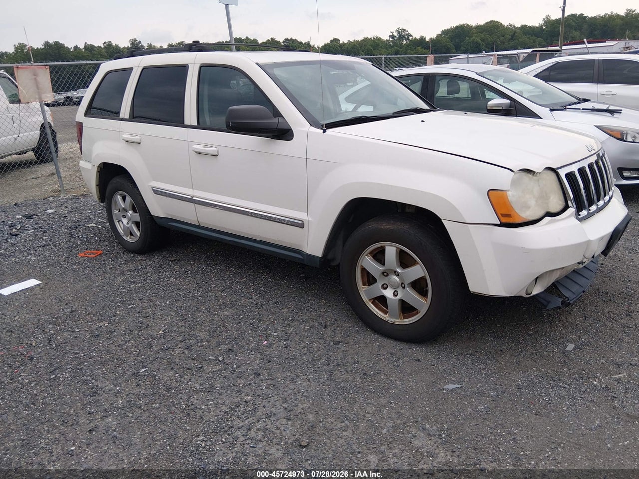 1J8GR48K88C****** · 2008 JEEP GRAND CHEROKEE LAREDO