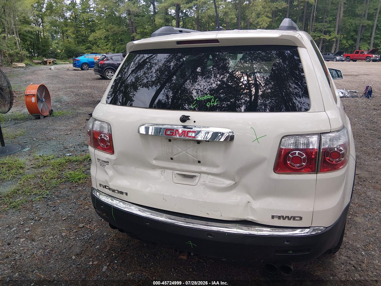 1GKKVRED6BJ****** · 2011 GMC ACADIA SLT-1 · 6/10